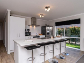 First Choice in Mangawhai - Mangawhai Holiday Home